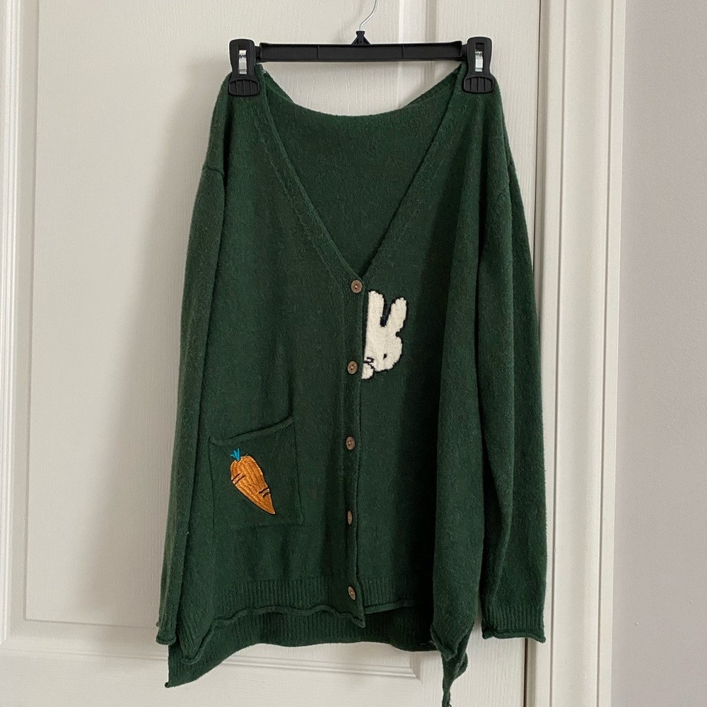 Women’s sweater